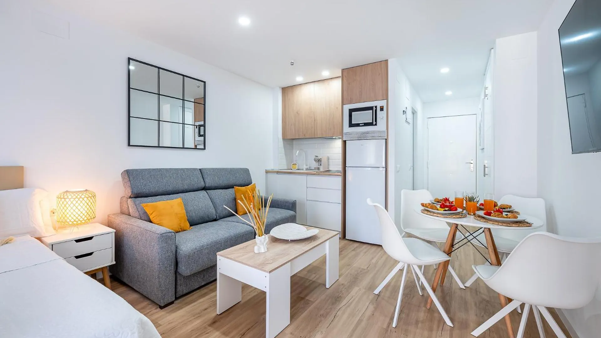 797 Holiday Rentals - Moderno Estudio En Los Verdiales Torremolinos