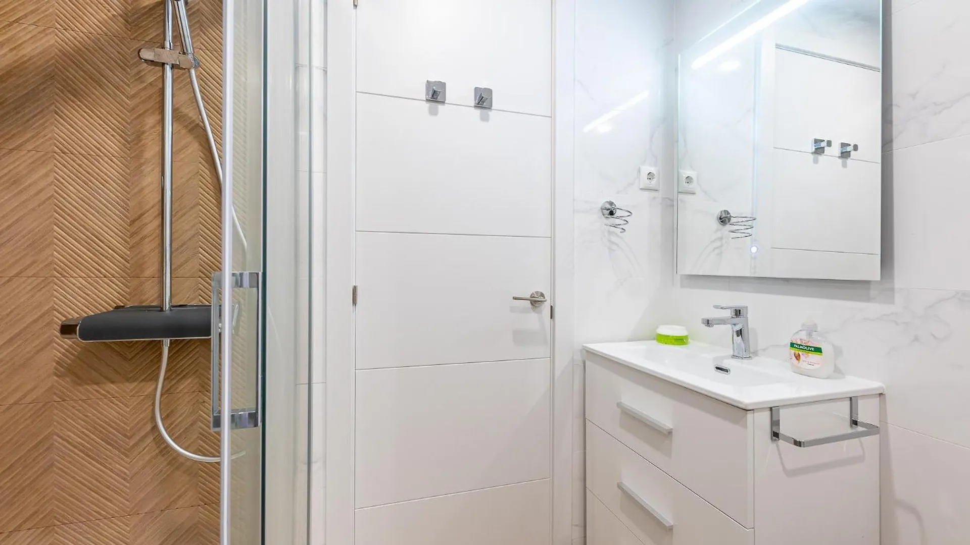 797 Holiday Rentals - Moderno Estudio En Los Verdiales Torremolinos